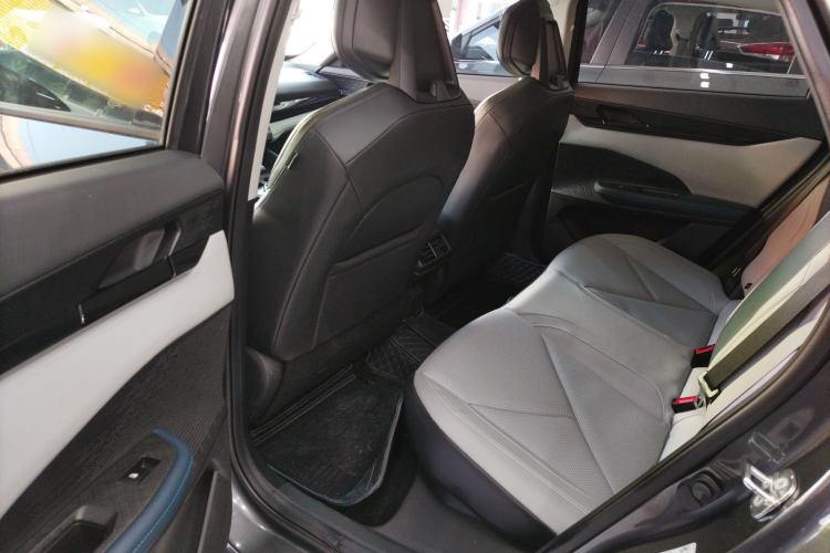 Used Changan UNI-V iDD 2023 ZhiDian iDD 1.5T 113km Smart & Fun Version
