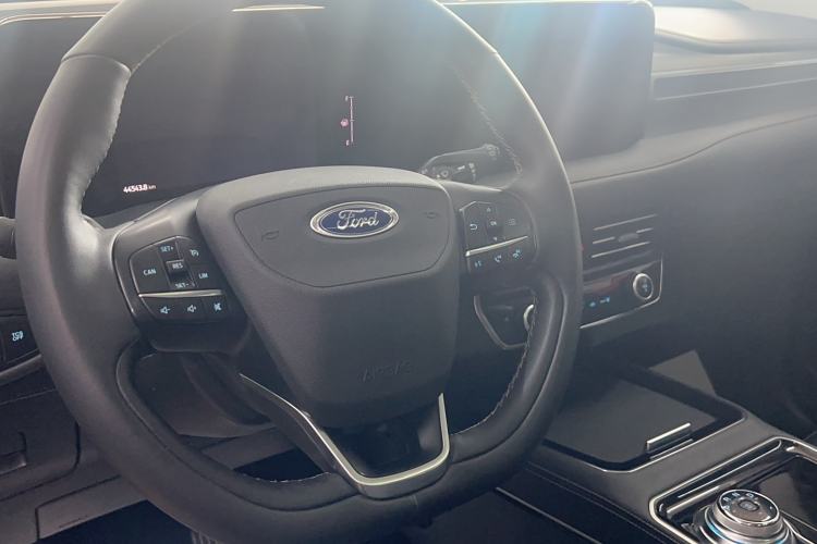 Used Ford Edge 2021 PLUS EcoBoost 245 Two-Wheel-Drive Platinum Edition 5 Seats