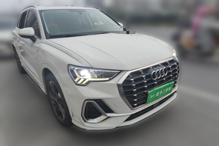 Used Audi Q3 2019 40 TFSI Fashion Dynamic Model
