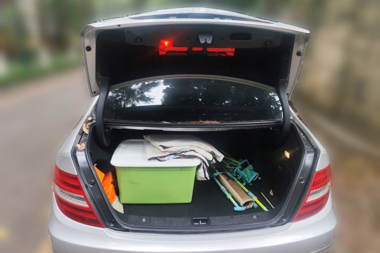 Used Mercedes-Benz C-Class 2011 C 200 CGI Fashion Model Trunk