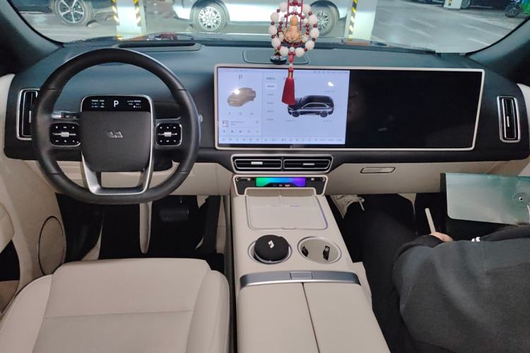 Used Li Auto L7 2024 Pro Model
