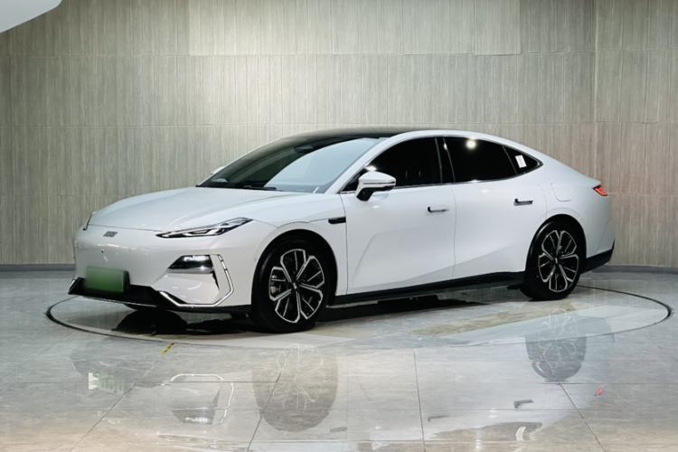 Used Geely Galaxy E8 2025 700 km Long-Range Intelligent Driving Version