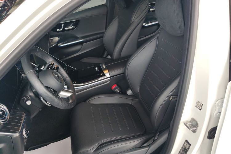 Used Mercedes-Benz C-Class 2025 C 260 L Obsidian Night Sport Edition Left Front Seat