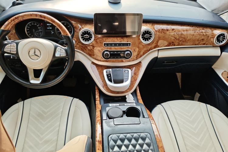 Used Mercedes-Benz Vito 2016 2.0T Business Edition
