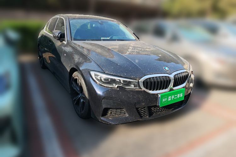 Used BMW 3 Series 2022 325i M Sport Package Front Right 45 Deg