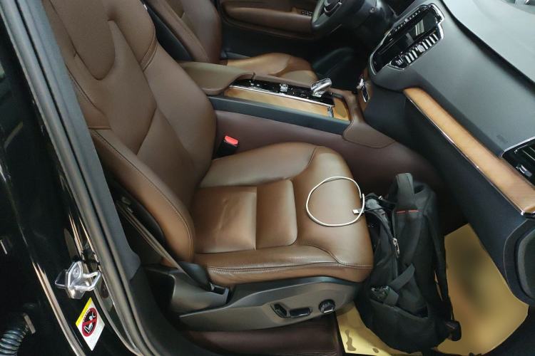 Used Volvo XC90 2022 B6 Zhiyi Luxury Edition 7-Seater