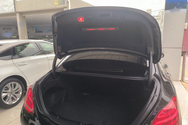 Used Mercedes-Benz C-Class 2017 Facelift C 200 L Sport Edition
