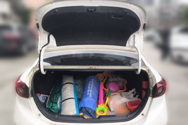 Used Mazda 3 Axela 2014 Sedan 1.5L Automatic Luxury Model