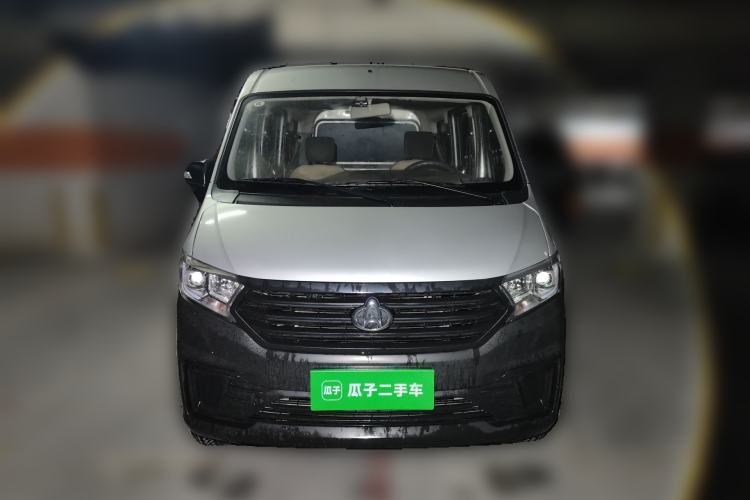 Used CHANGAN KUAYUE Xing V3 2023 1.5L Gasoline Standard Model 5-Seater Passenger Vehicle Front