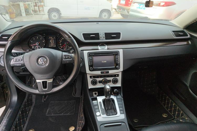 Used Volkswagen Magotan 2013 1.8TSI Prestige Model
