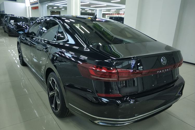 Used Volkswagen Passat 2023 Revised 330TSI Starry Elite Edition