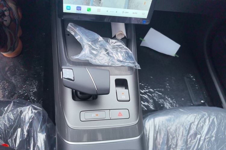 Used CHANGAN Eado 2025 Blue Whale 1.5T 500Bar Prestige Model
