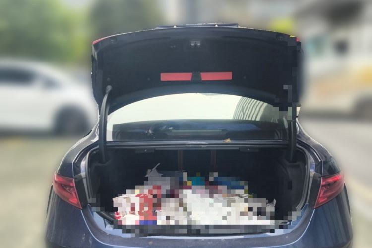 Used Alfa Romeo Giulia 2017 2.0T 280HP Luxury Edition Trunk