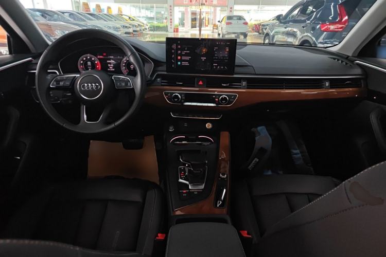 Used Audi A4L 2020 40 TFSI Luxury Prestige Edition Center Console