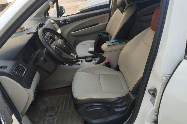 Used FORTHING Joyear XV 2015 1.6L CVT Luxury Model
