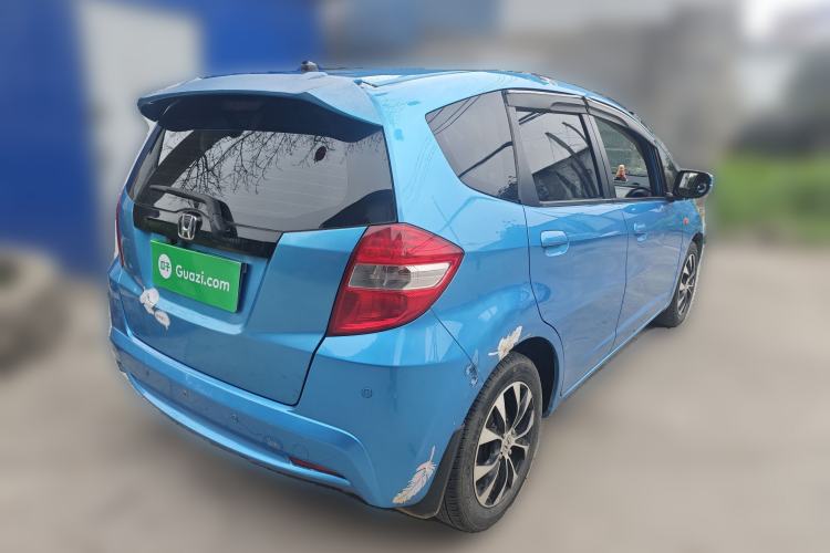 Used Honda Fit 2011 1.3L manual Comfort version

