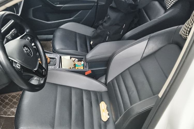 Used Volkswagen Sagitar 2021 280TSI DSG Excellence Edition Left Front Seat