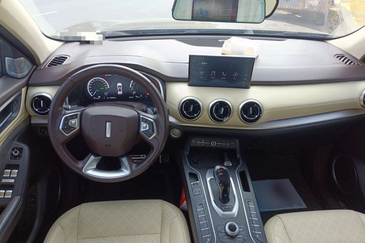 Used Wey VV6 2018 2.0T Two-Wheel-Drive Ultra-Luxury Version China V Standard