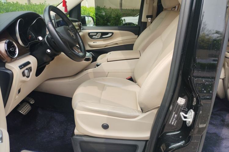 Used Mercedes-Benz V-Class 2020 V 260 L Long-wheelbase Luxury Edition
