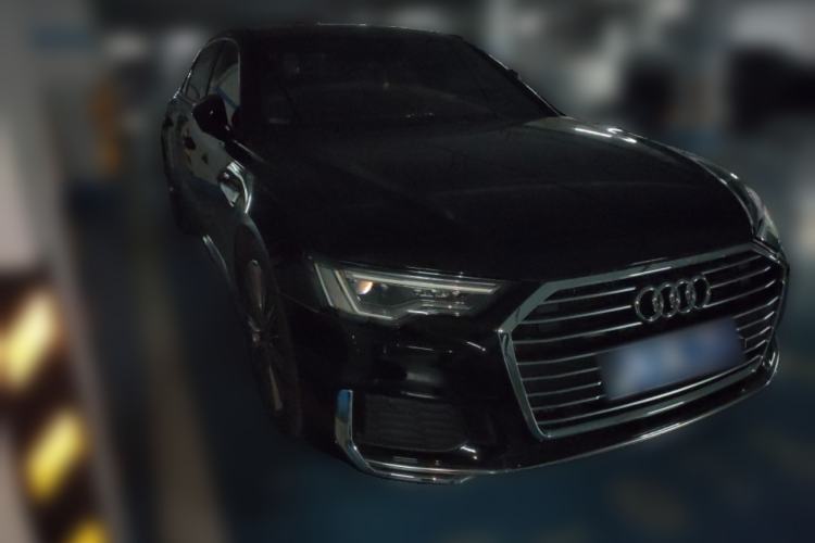 Used Audi A6L 2022 40 TFSI Luxury Dynamic Model Front Right 45 Deg