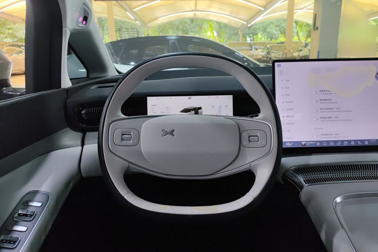 Used XPeng X9 2024 702 Ultra-Long Range Max
