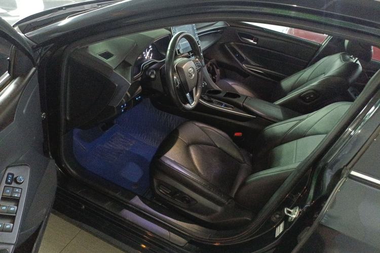 Used Toyota Avalon 2019 2.0L Luxury Edition China VI Standard