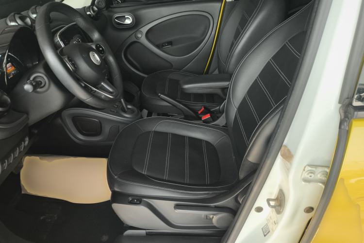 Used smart forfour 2016 0.9T 66 kW Pioneer Edition
