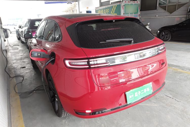 Used Hima AITO M5 2025 Extended-Range Ultra All-Wheel-Drive Version Exterior 2