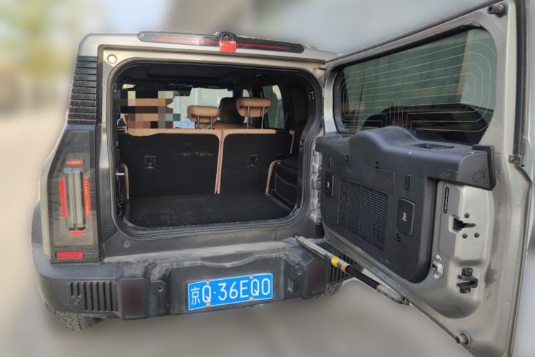 Used JETOUR Traveler 2023 2.0T All-Wheel Drive CrossPRO+ Trunk