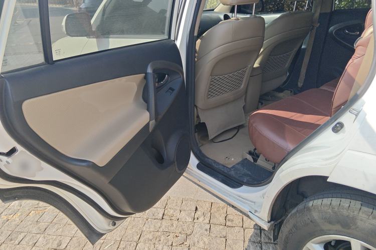 Used Toyota RAV4 2011 2.0L Automatic Luxury Edition