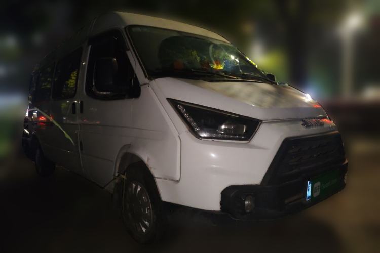 Used JMC Transit 2017 2.8T Commercial Version Long Wheelbase Mid-Roof 6/7/8-Seater JX493 Front Right 45 Deg