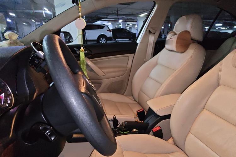 Used Skoda Octavia 2010 2.0L Automatic Yijun Edition Left Front Seat