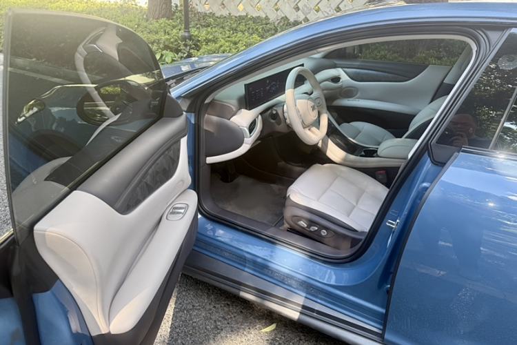 Used IM L6 2024 Max Extended-Range Version
