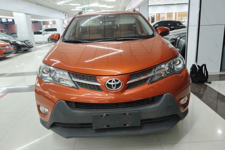 Used Toyota RAV4 2013 2.0L CVT Four-Wheel Drive Fashion Edition