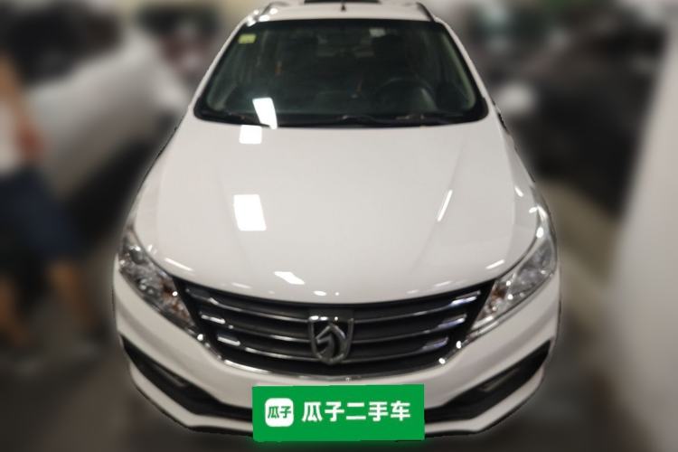 Used Baojun 310 2017 1.5L Manual Fashion Model Front