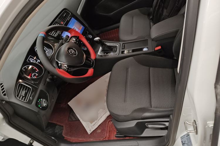 Used Volkswagen Golf 2018 1.6L Automatic Comfort Model Left Front Seat