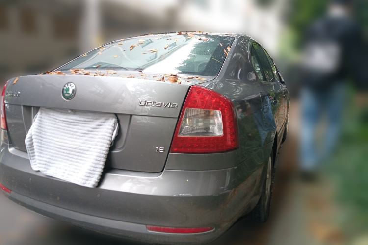 Used Skoda Octavia 2012 1.6L Automatic Yijun Edition Rear Right 45 Deg