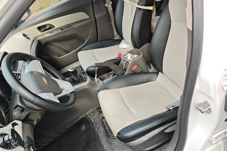 Used Chevrolet Cruze 2015 1.5L Classic SL MT