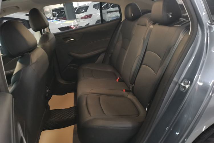 Used Roewe i5 2026 Model 1.5L CVT Luxury Version