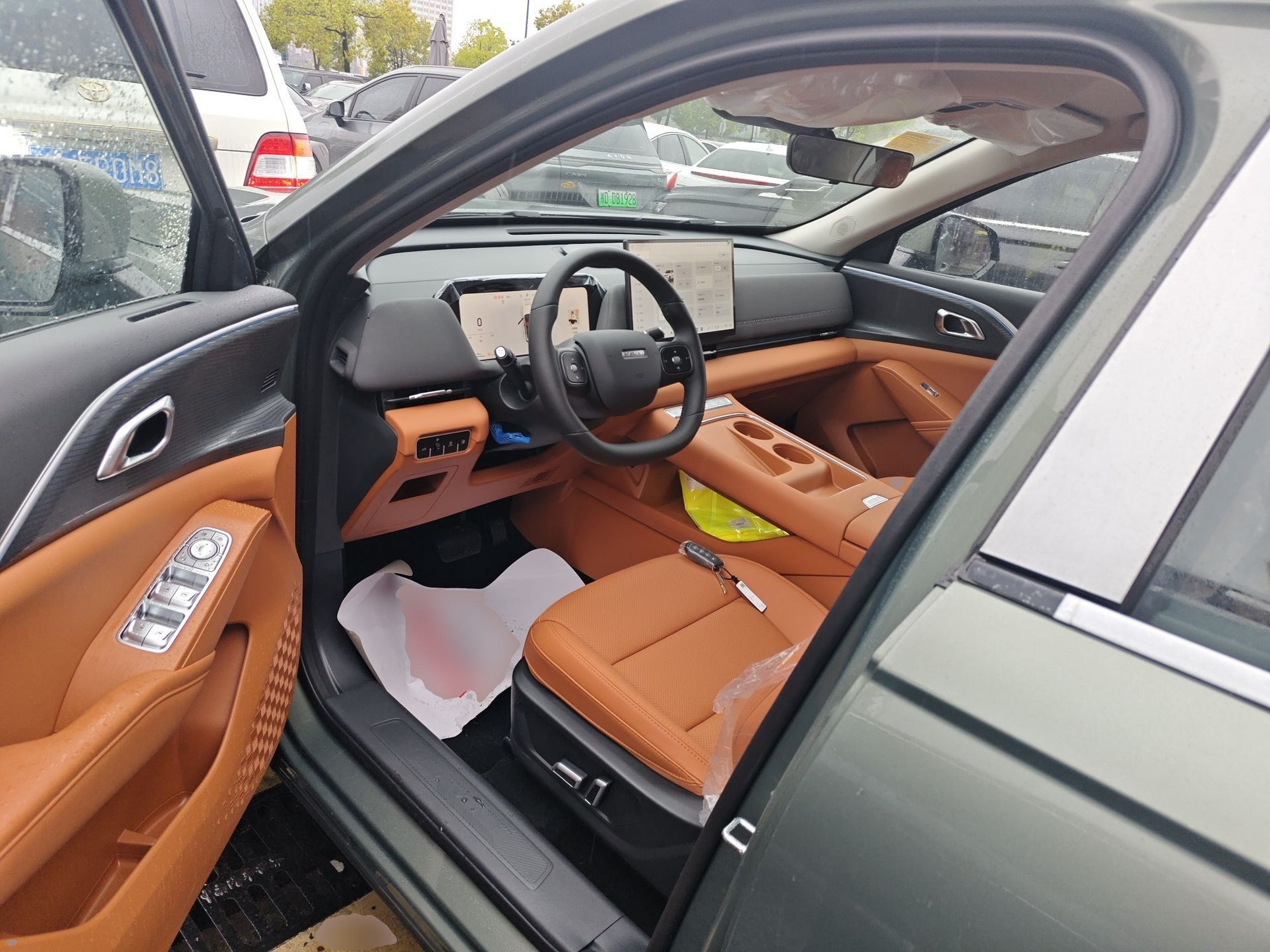 المقاعد الأمامية داخل السيارة