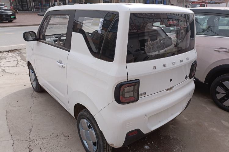 Used Geely Galaxy Panda 2024 Panda Mini 200km Endurance Bear