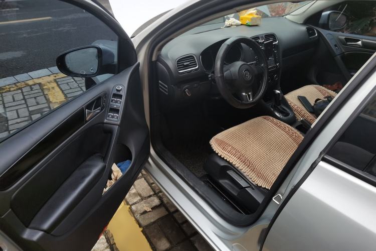 Used Volkswagen Golf 2012 1.6L Automatic Comfort Model
