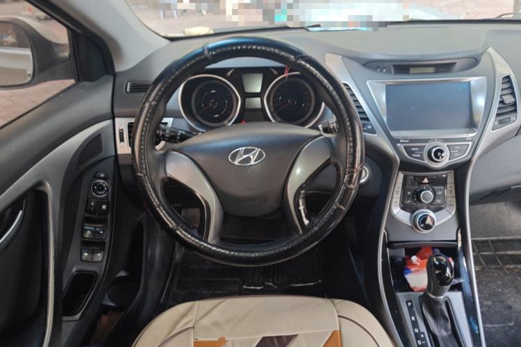 Used Hyundai Elantra (5th Generation / Langdong) 2015 1.6L Automatic Leading Model Steering Wheel