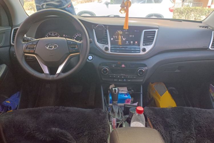 Used Hyundai Tucson 2015 1.6T Dual-Clutch Two-Wheel-Drive Smart Model
