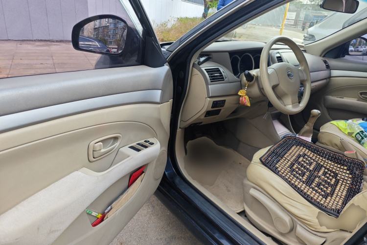 Used Nissan Sylphy 2012 Classic 1.6XE Manual Comfort Edition Driver Seat