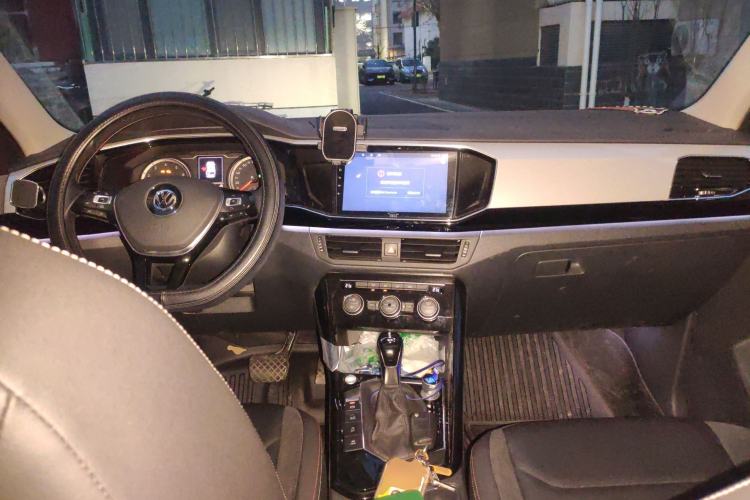 Used Volkswagen Tayron 2019 330TSI Two-Wheel Drive Luxury Model China VI Standard