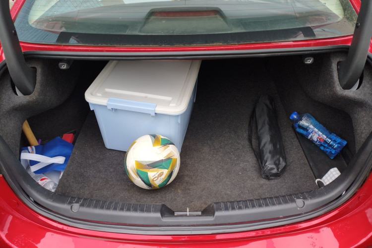 Used Mazda Atenza 2017 2.0L Blue Sky Luxury Edition Trunk