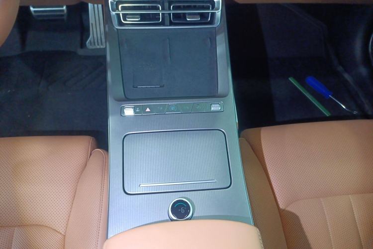 Used BYD Han L 2025 EV Four-Wheel Drive LiDAR Flagship Model
