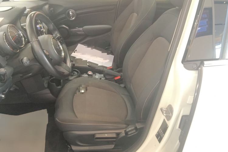 Used MINI 2022 1.5T ONE Five-Door PLUS Left Front Seat