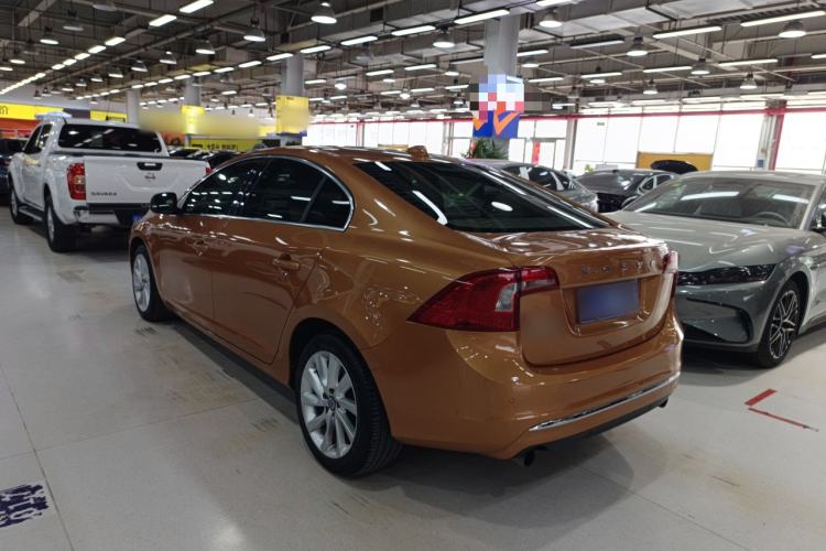 Used Volvo S60 2015 S60L 2.0T Zhiyuan Edition